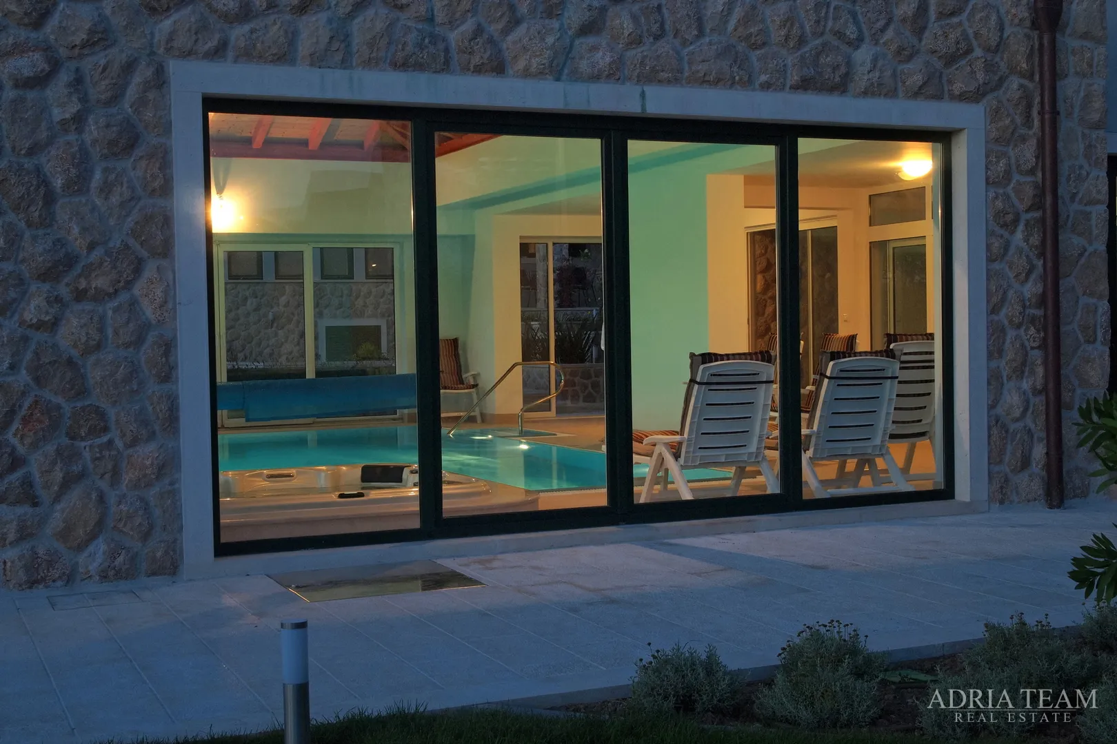 luksuzna vila 100 m od marine - betina, murter - slika 102