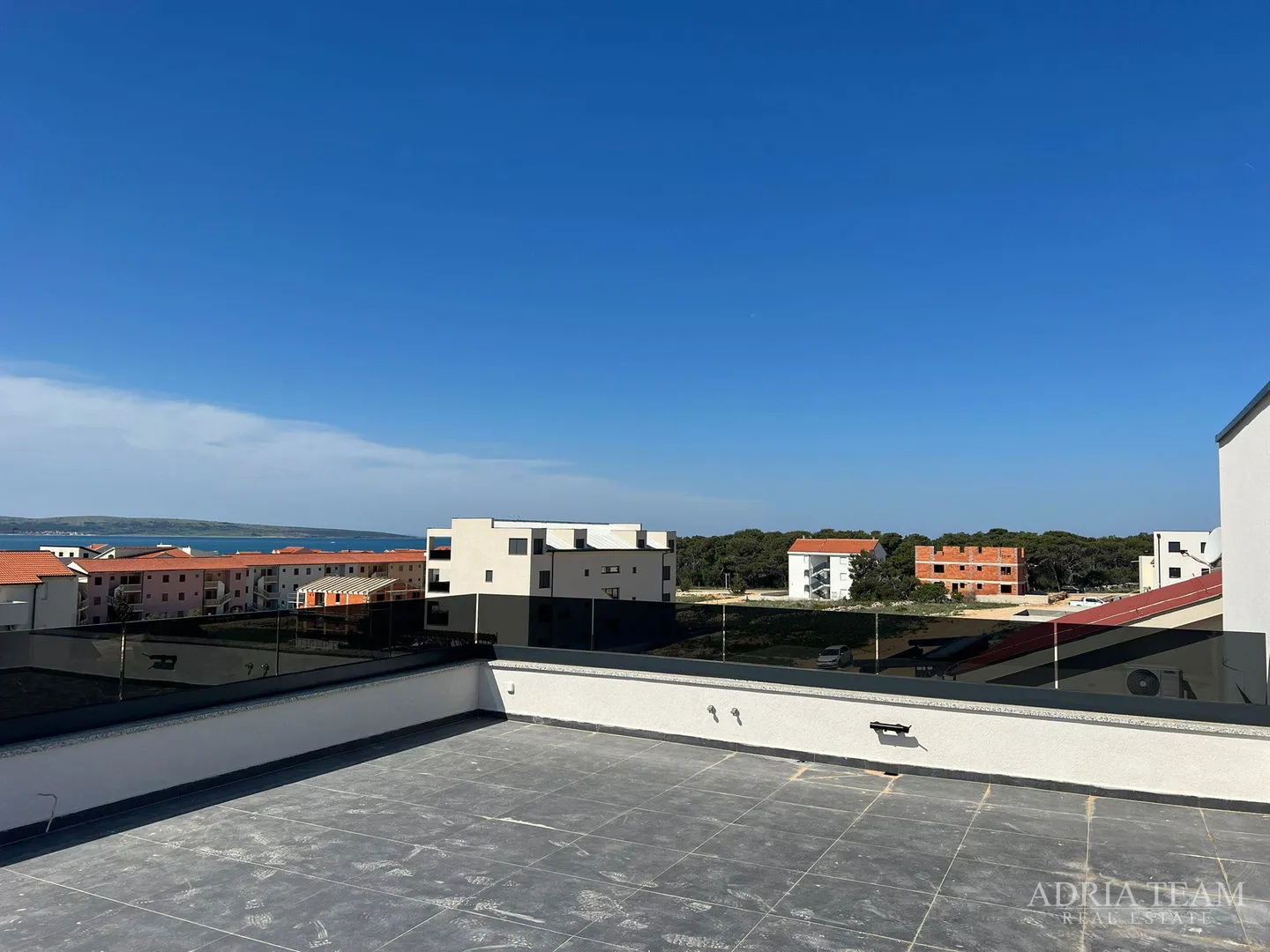 apartmani u stambenoj zgradi u novogradnji - povljana, pag - slika 9