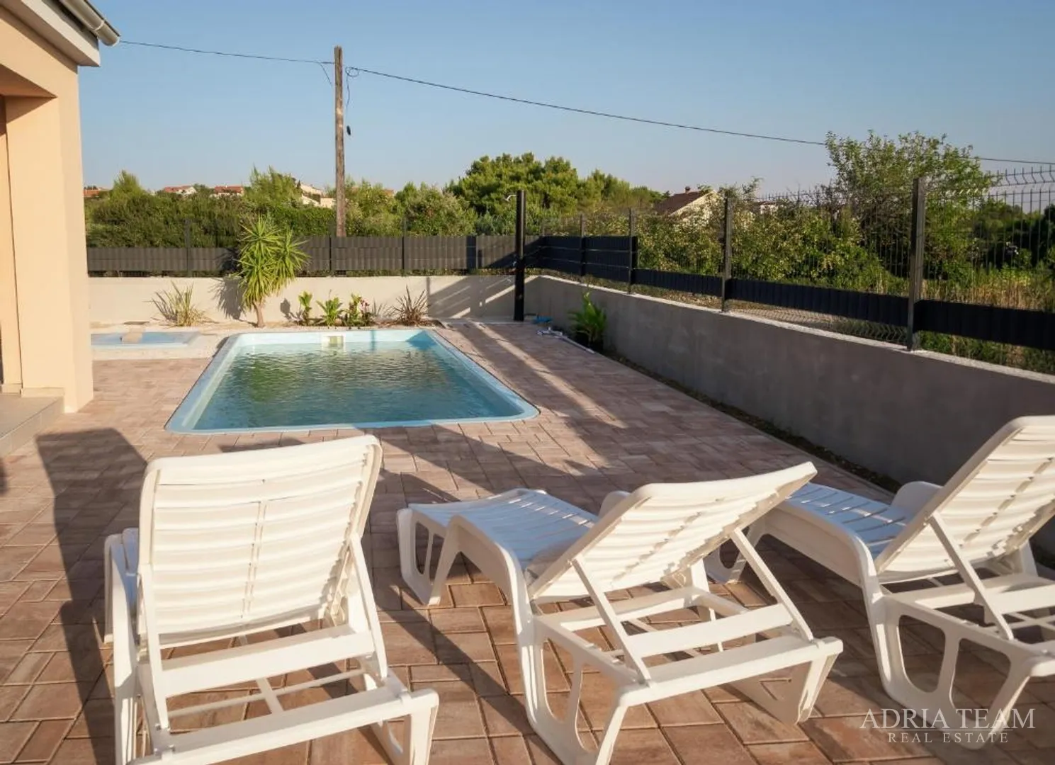 kuća s bazenom, mirna i tiha pozicija, vrsi - zadar - slika 21