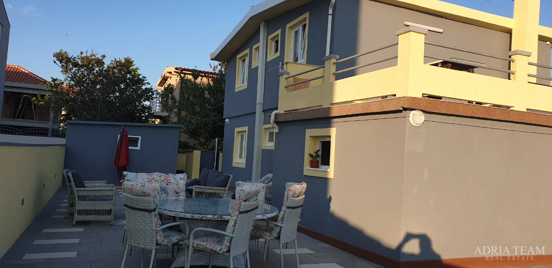 apartmanska kuća u 1.redu do mora - slika 5