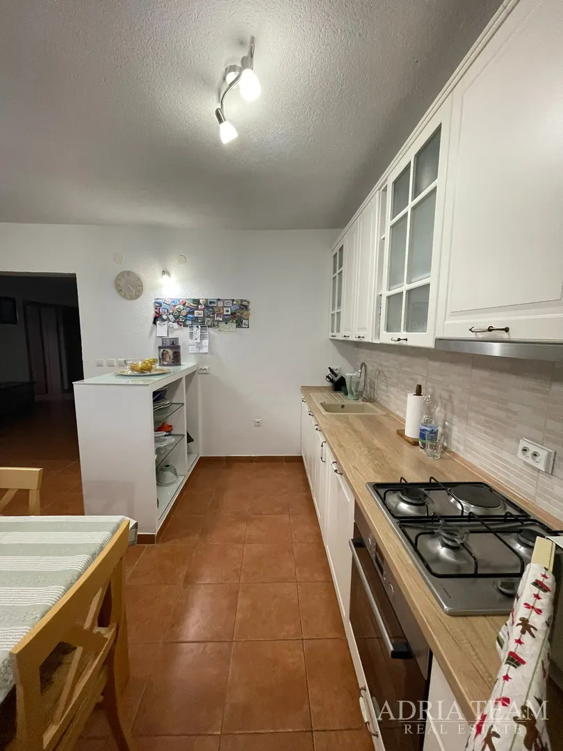 stan na prvom katu stambene zgrade - plovanija, zadar - slika 8