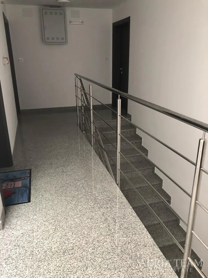 apartman s 3 spavaće sobe, 1. red do mora, povljana - pag - slika 24
