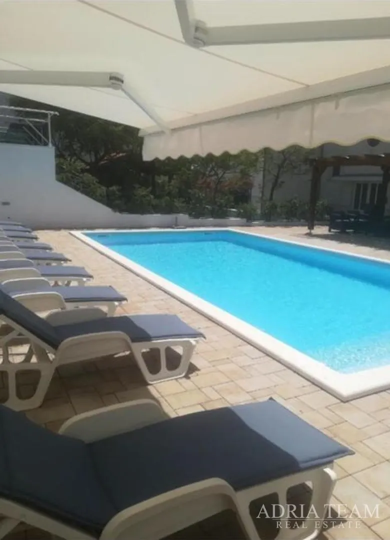 kuća s 10 apartmana, pogled na more - petrčane - slika 3