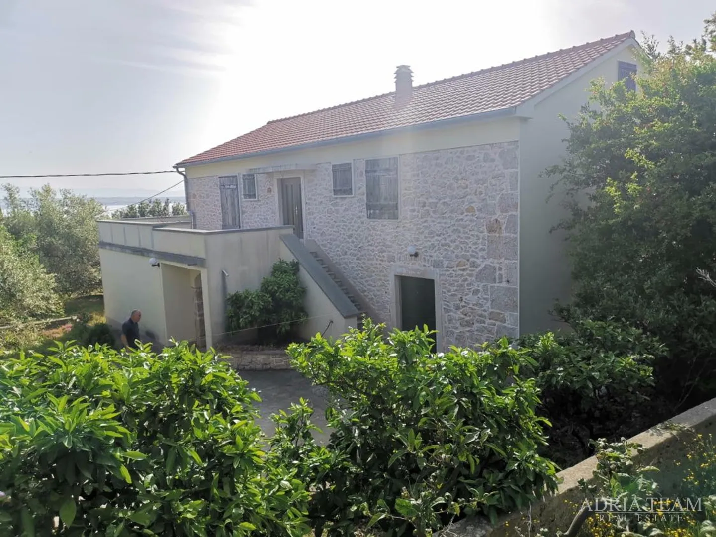 Kuća S 3 Apartmana I Velikom Okućnicom - Poljana, Ugljan - Preko