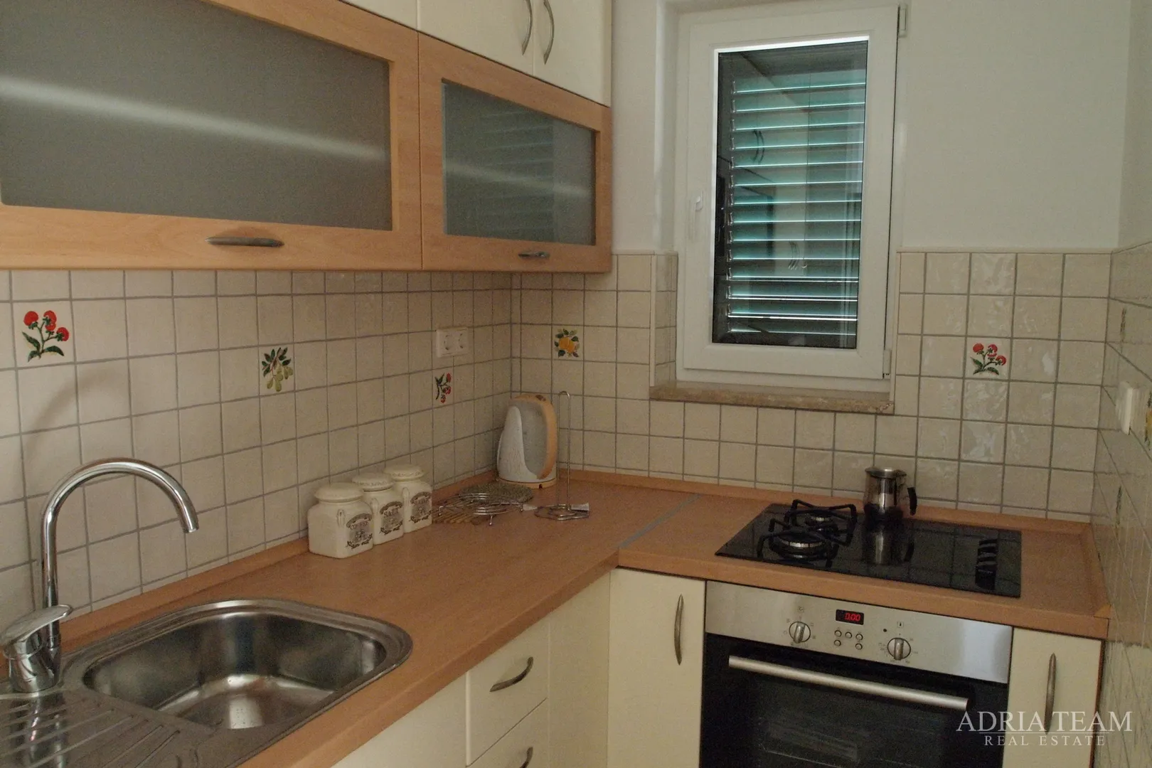 luksuzna vila 100 m od marine - betina, murter - slika 45