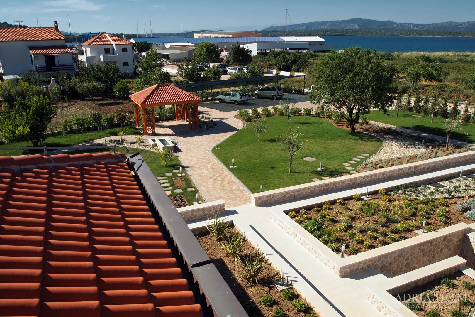luksuzna vila 100 m od marine - betina, murter - slika 134