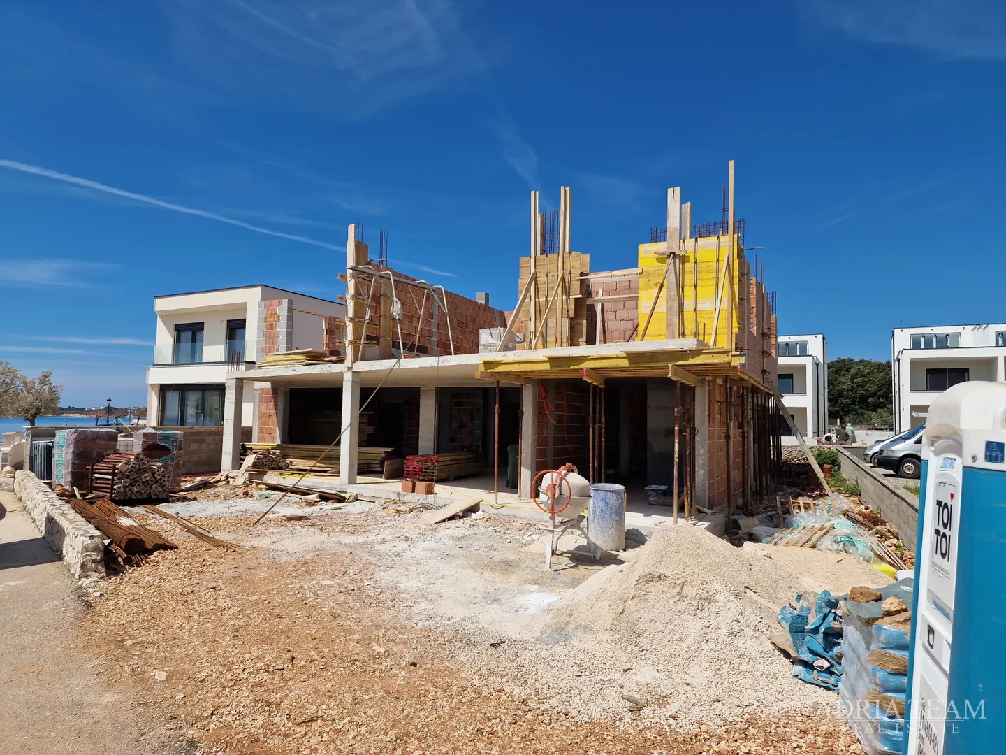 apartmani, novogradnja, prvi red do mora - vir, južna strana, centar - slika 11