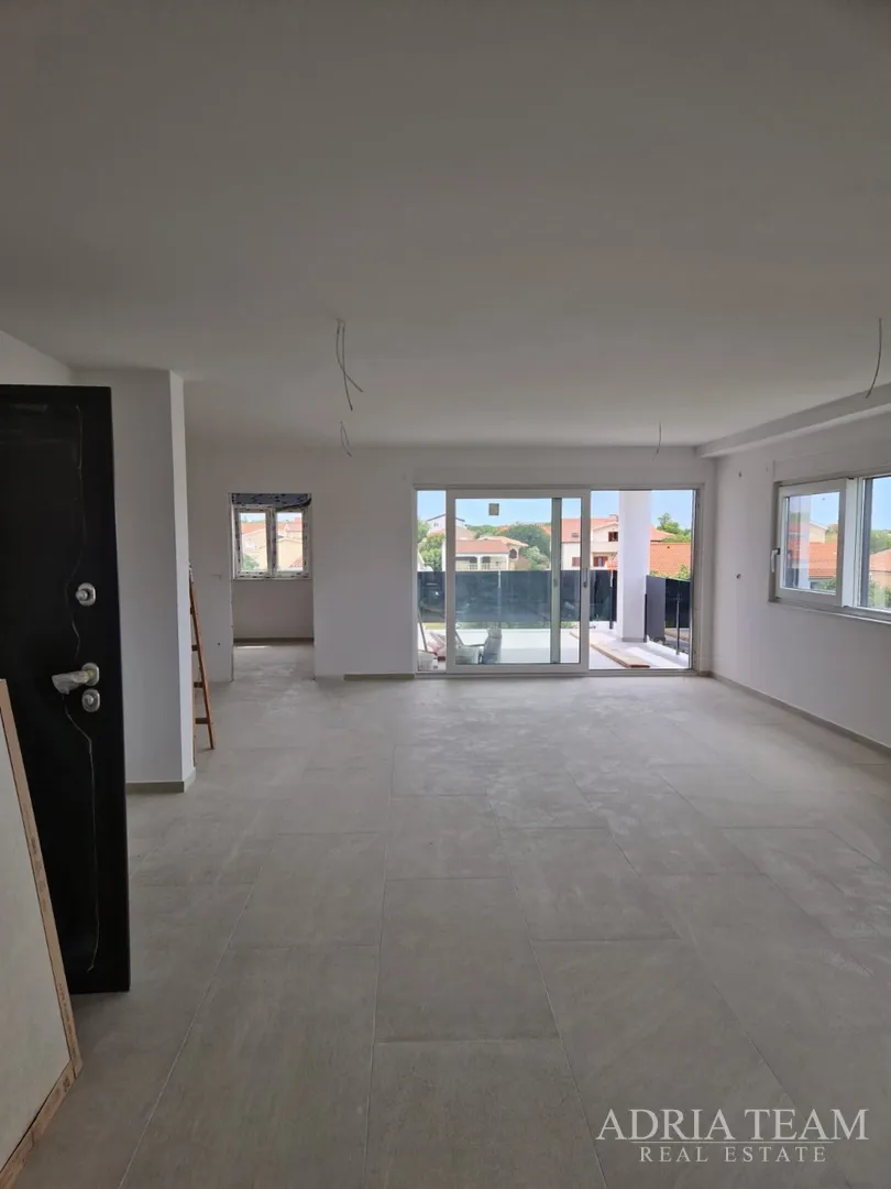 penthouse, novogradnja, 150 m od mora - privlaka - slika 89