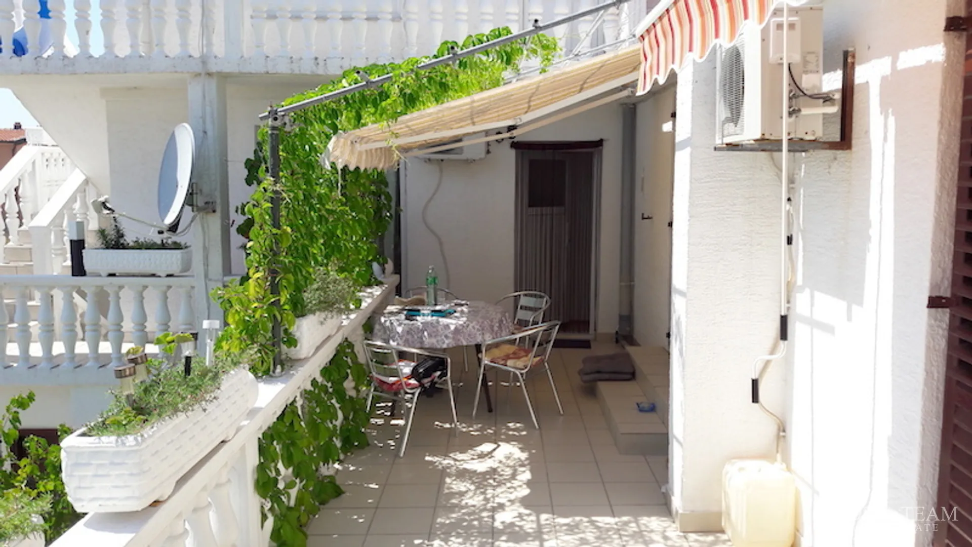 apartmanska kuća s pogledom na more - vir - slika 10