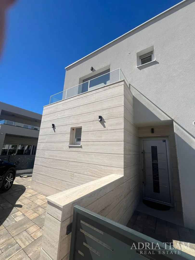 jesenska akcija! kuća za odmor s bazenom, 120 m od mora, nin - zadar - slika 62