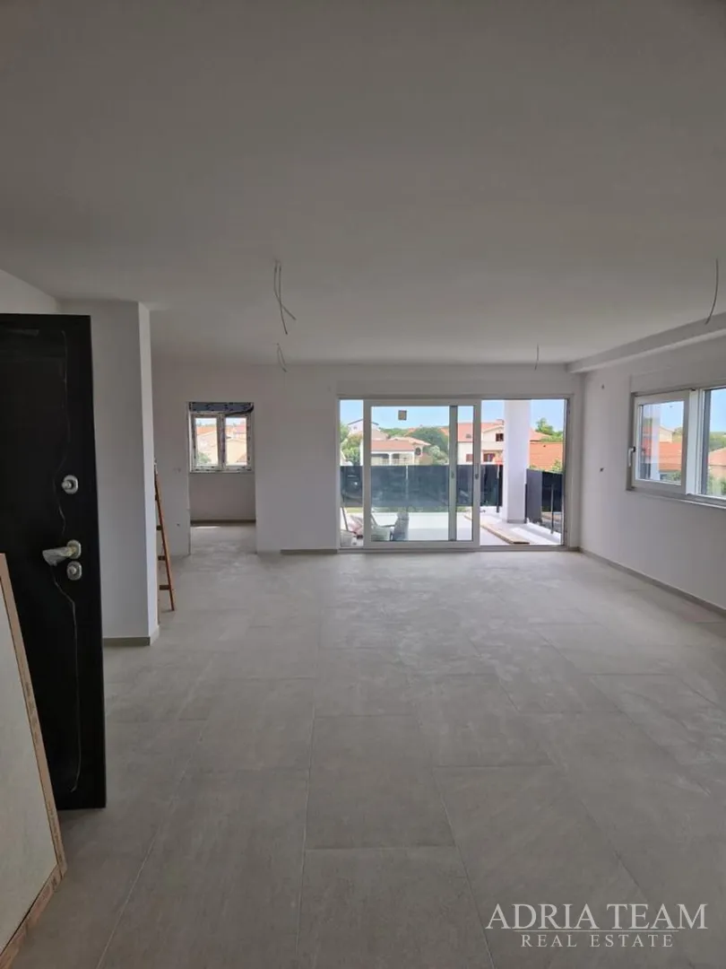 penthouse, novogradnja, 150 m od mora - privlaka - slika 36
