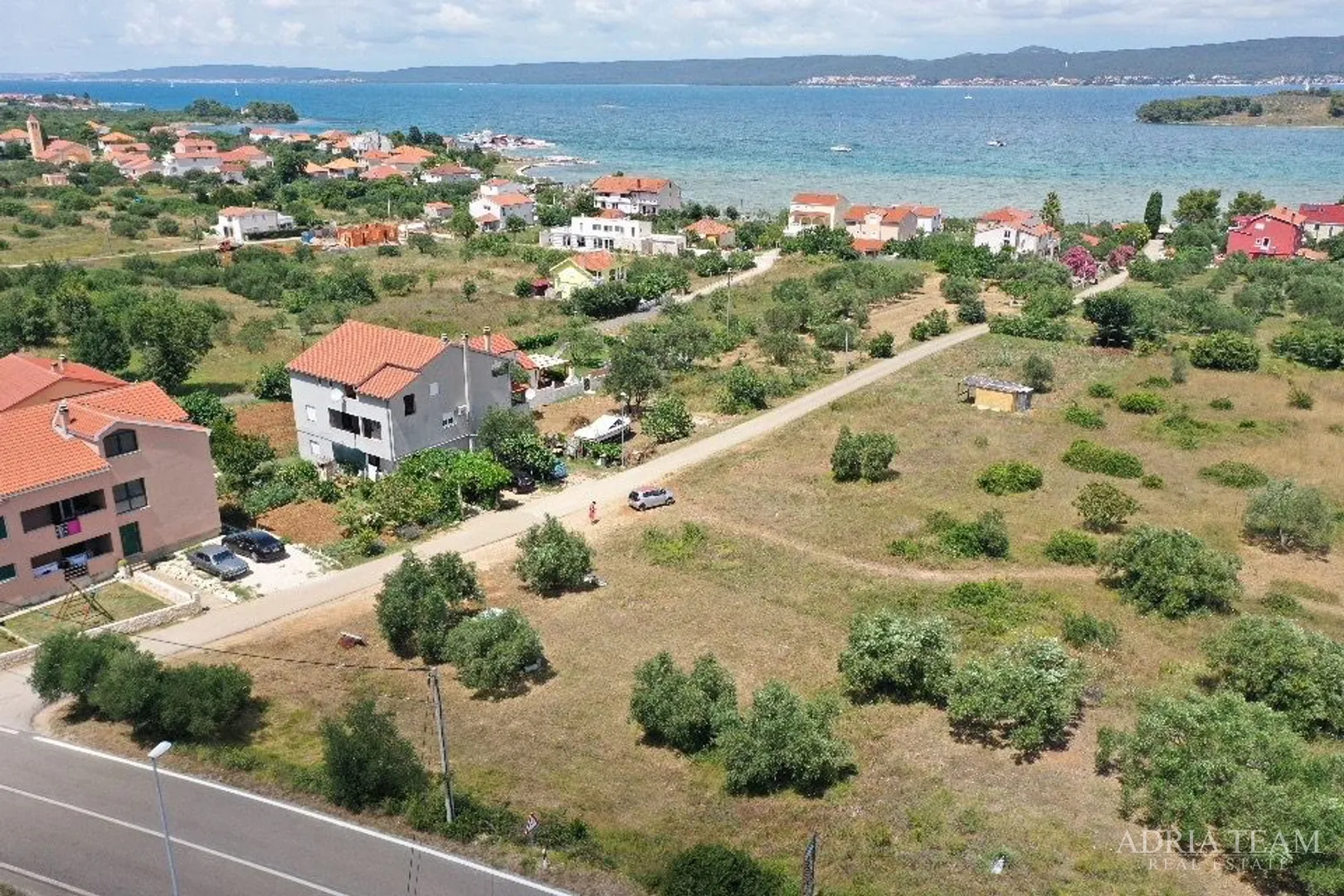 građevinsko zemljište s pogledom na more, 200 m od mora, mrljane - pašman - slika 2
