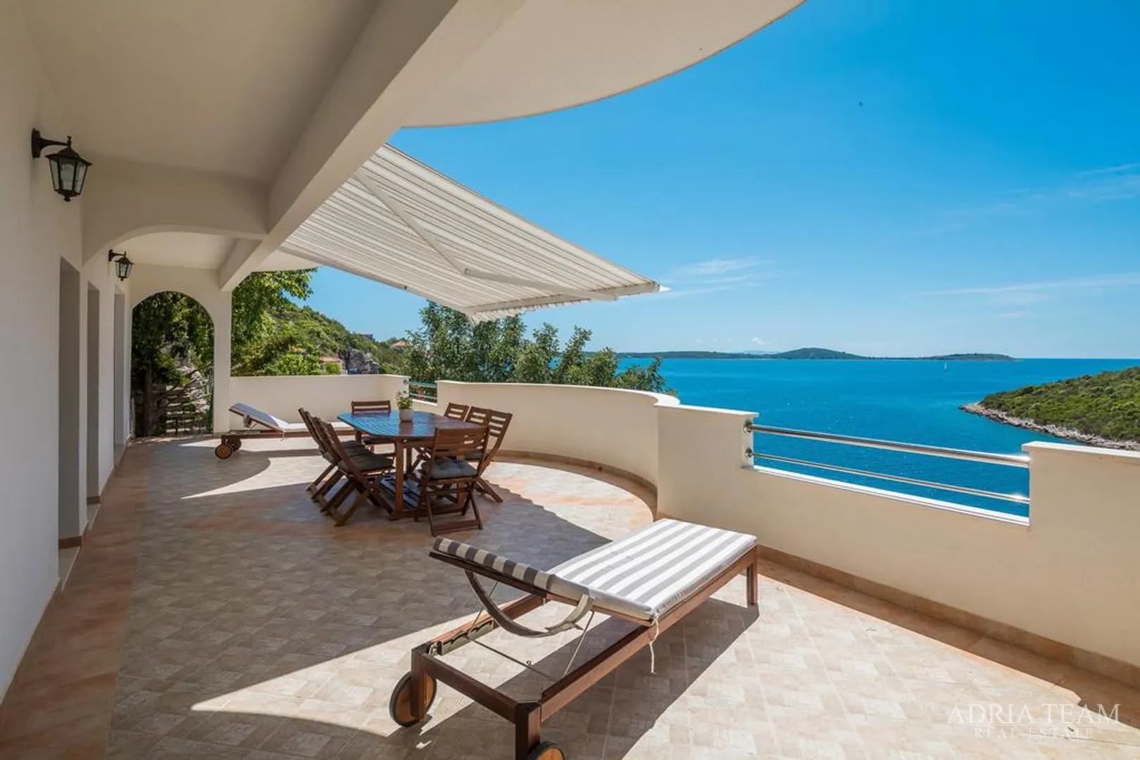 apartmanska kuća, trogir - slika 24