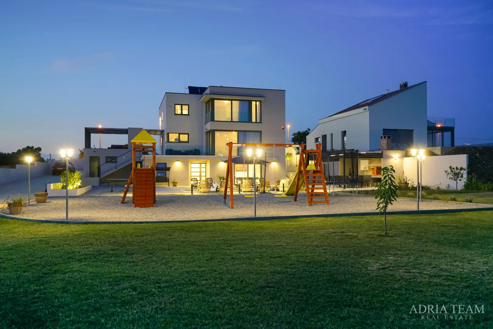 luksuzno opremljena vila s bazenom i velikom okućnicom 3000 m2! u srcu prirode! poljica brig - zadar - slika 4