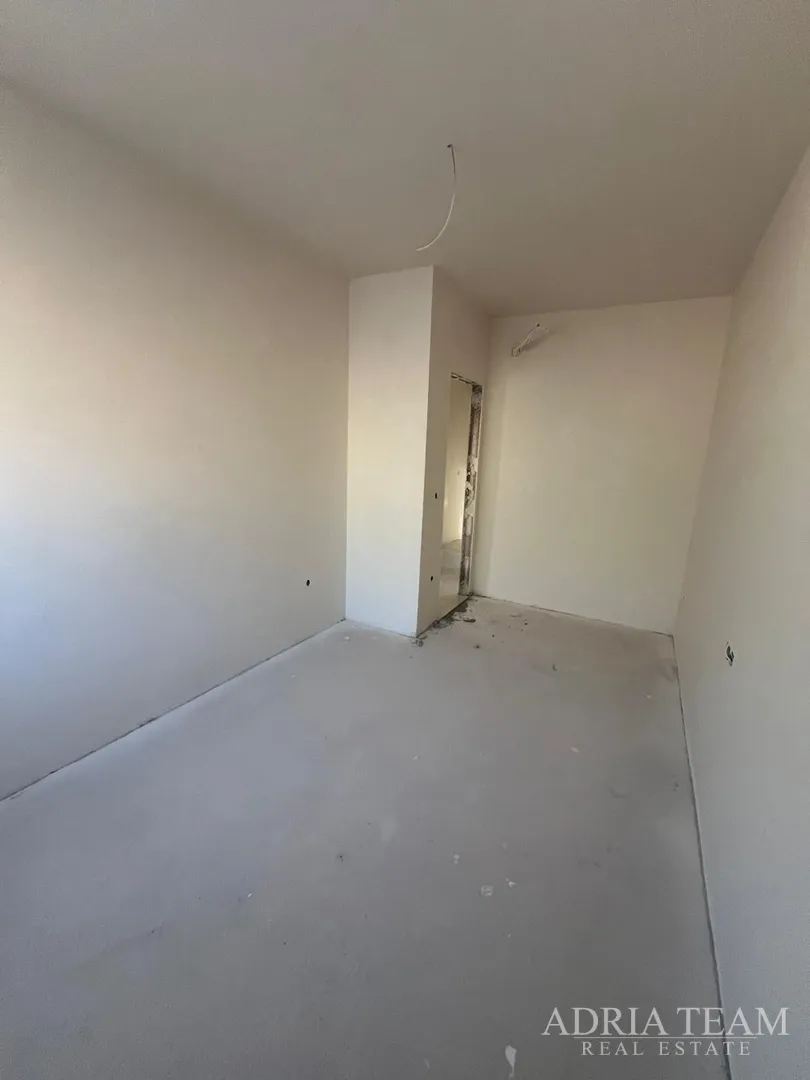 apartmani u novogradnji udaljeni 200 m od mora - seline - slika 21