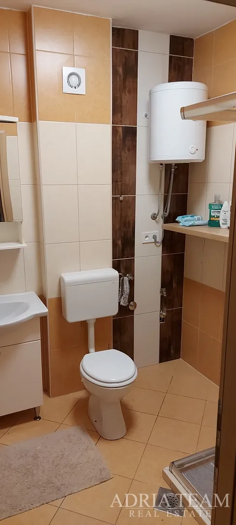 dva spojena apartmana s pogledom na more - okrug gornji, čiovo - slika 22