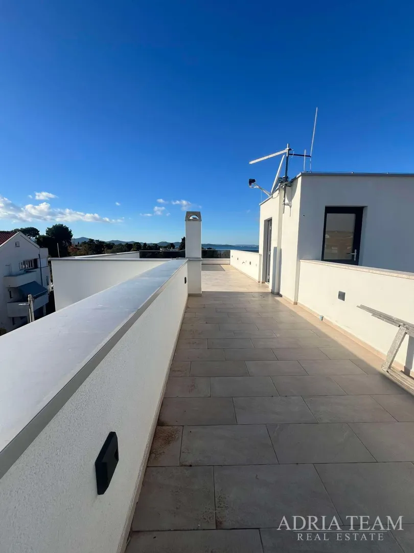 posebna ljetna akcija! apartman u stambenoj zgradi, 80 m od mora - diklo, zadar - slika 9