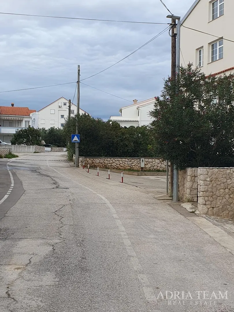 kuća s deset stambenih jedinica blizu centra s pogledom na more - novalja, pag - slika 25
