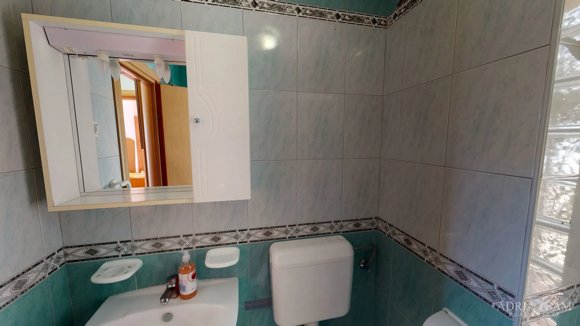 hotel s konobom i krovnom terasom, 1. red do mora - sukošan - slika 17