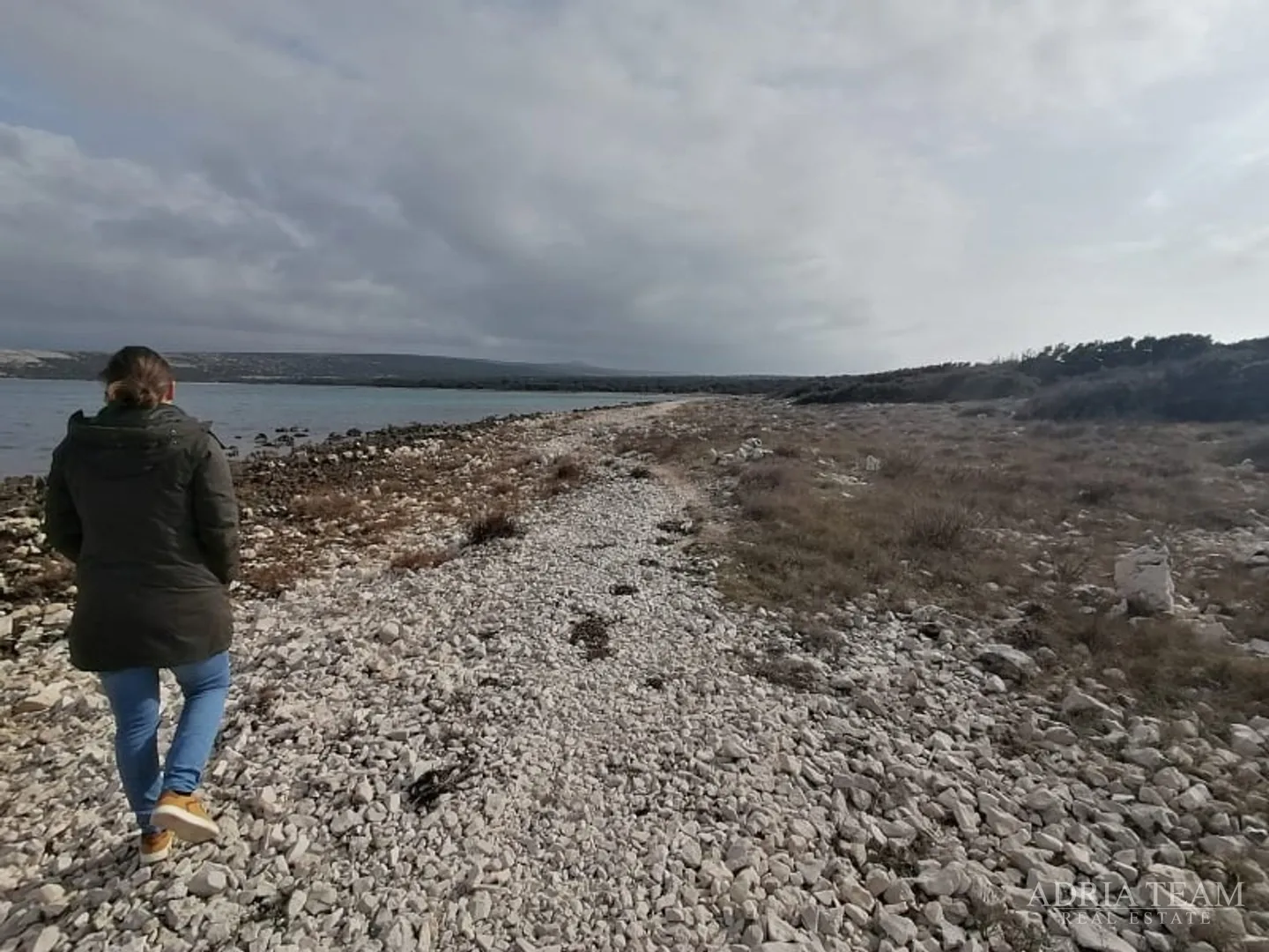 zemljište, športsko-rekreativna zona, prvi red do mora, pag - kolan - slika 17