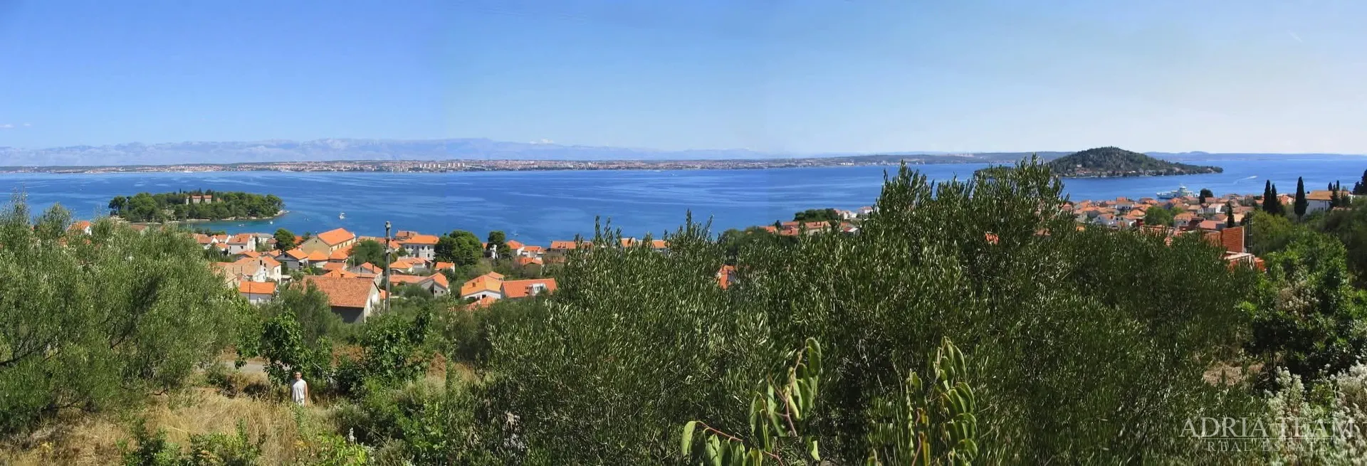Građevinsko Zemljište S Idejnim Projektom Za Vilu S Bazenom, Pogled Na More - Preko, Ugljan