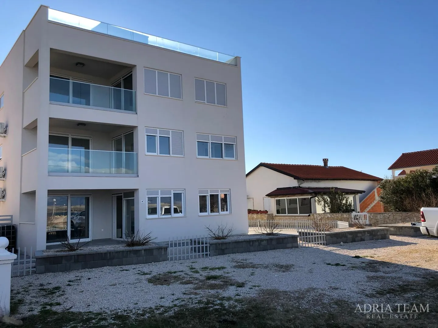 apartman u prvom redu do mora, potpuno opremljen - vir - slika 3