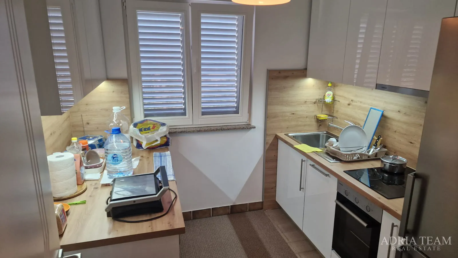 tri renovirana apartmana 400 m od plaže - slika 22