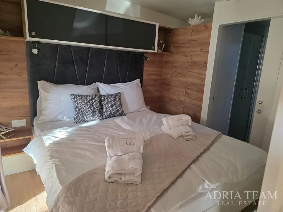 potpuno opremljena mobilna kućica, udaljena 175 m od mora, akcijska cijena! - biograd na moru - slika 5