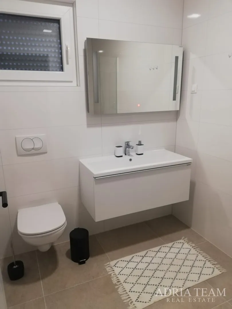jesenska akcija! kuća za odmor s bazenom, 120 m od mora, nin - zadar - slika 37