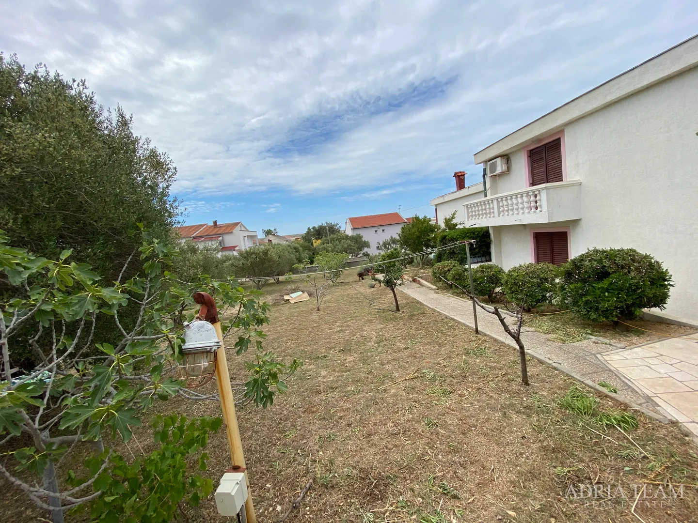 apartmanska kuća sa 6 apartmana, 70 m od mora, pag - povljana - slika 25