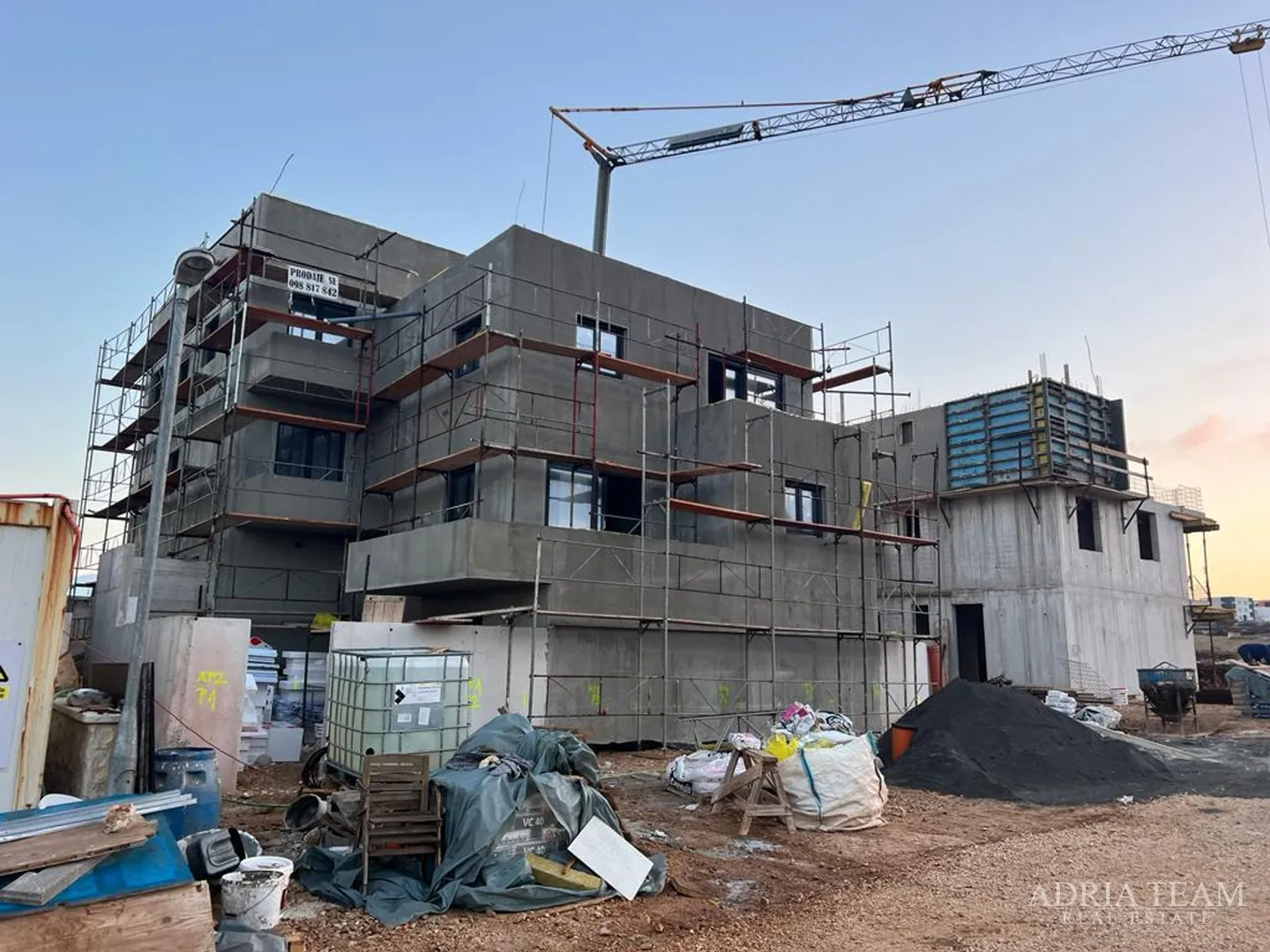 apartmani na izvrsnoj lokaciji u urbanoj vili, novogradnja - povljana, pag - slika 9
