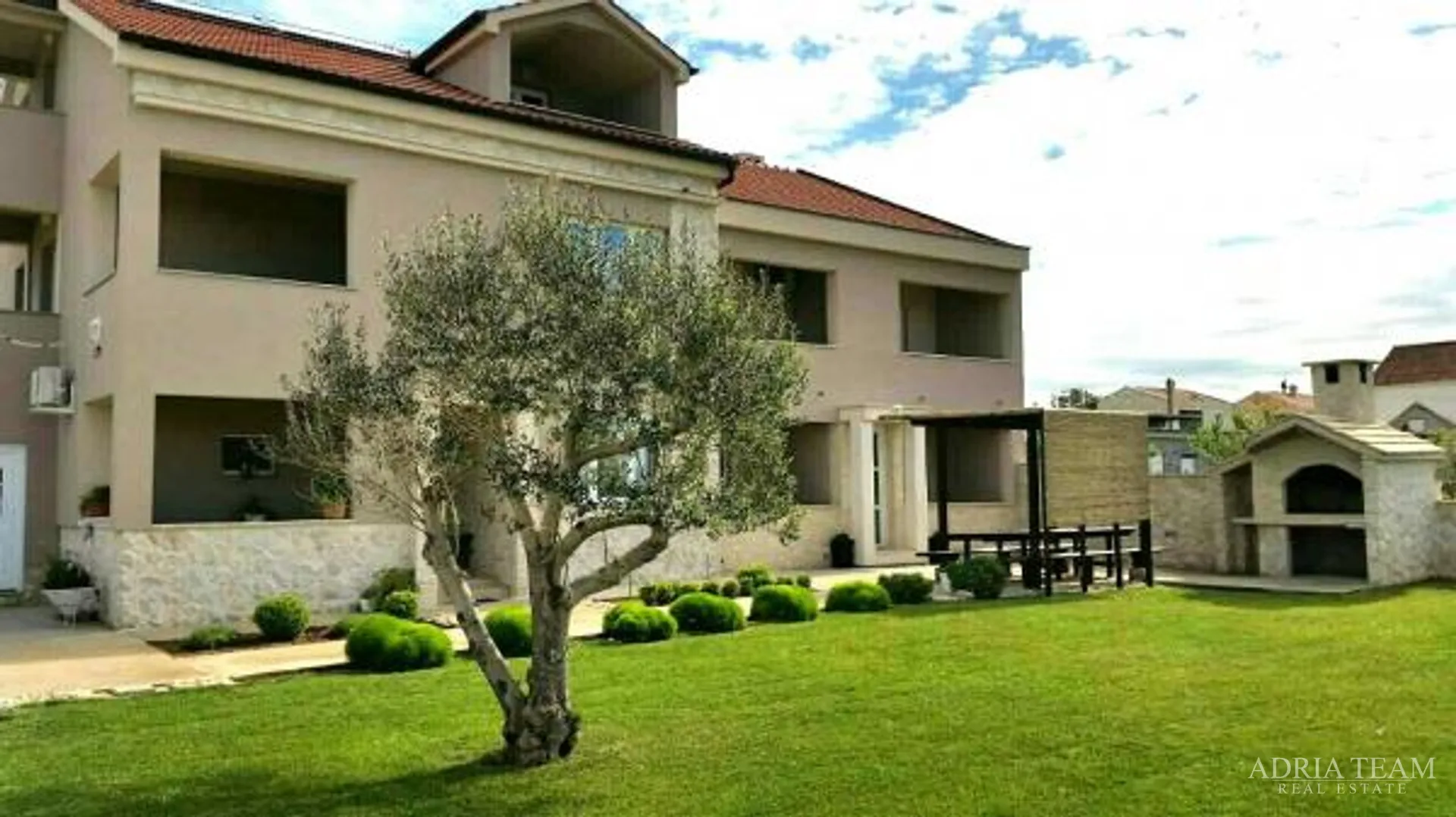 apartmanska kuća sa 7 apartmana, privlaka - slika 2