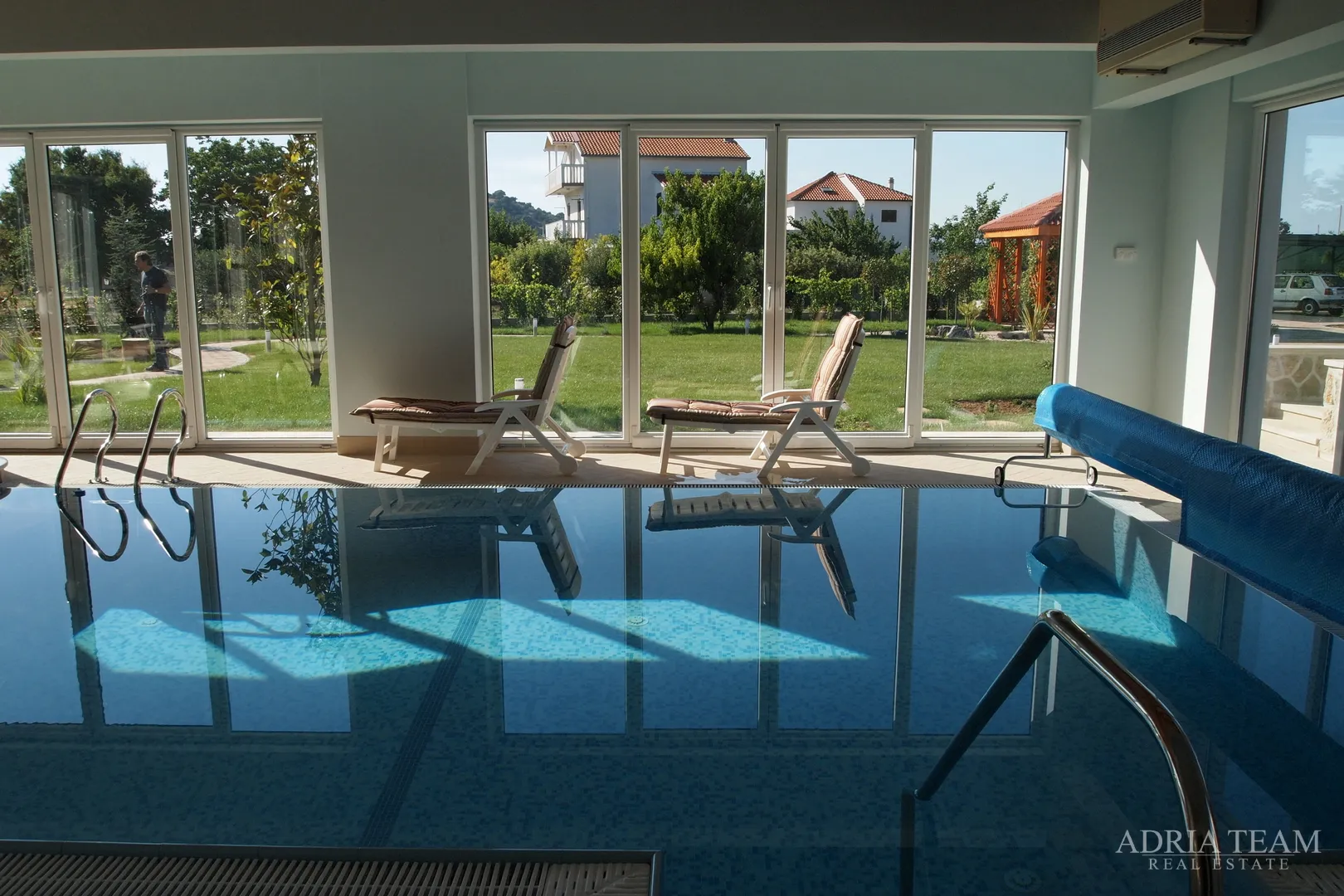 luksuzna vila 100 m od marine - betina, murter - slika 92