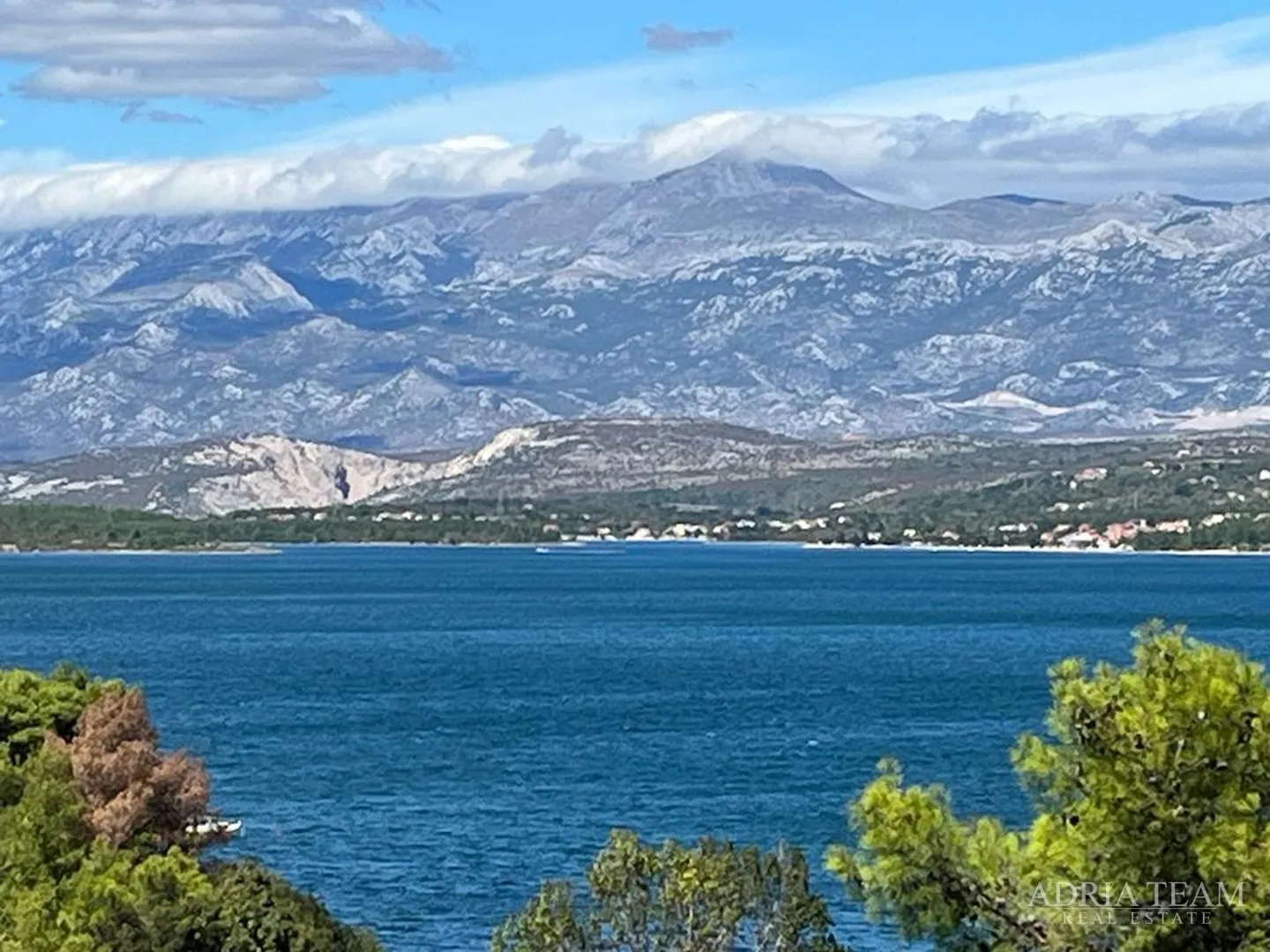 kuća s tri stambene jedinice, pogled na more i velebit - donji karin - slika 99
