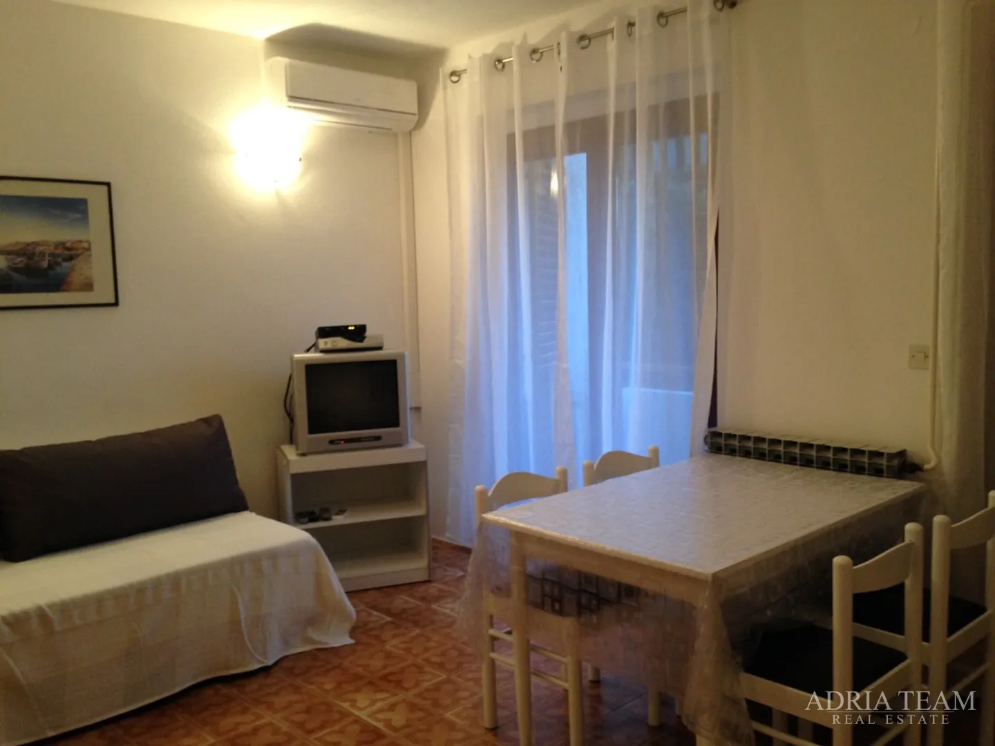 apartmanska kuća 100 m od mora, odlična lokacija - novalja, pag - slika 34