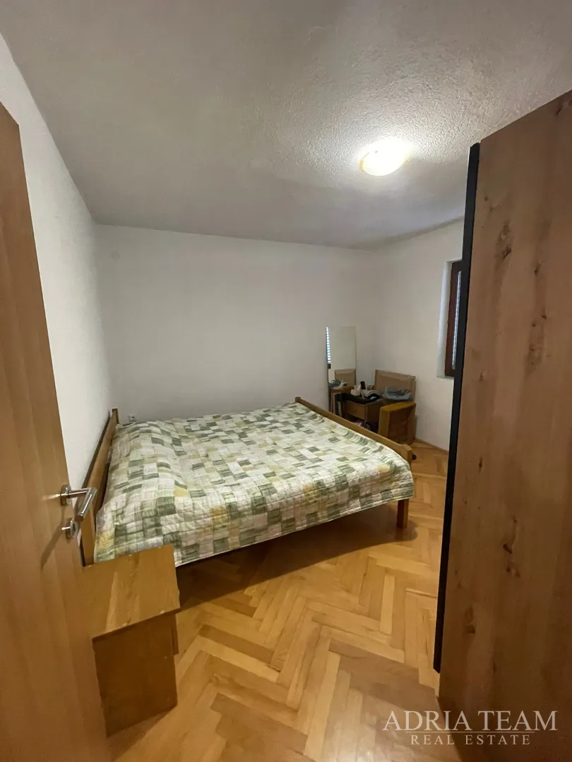 stan na prvom katu stambene zgrade - plovanija, zadar - slika 5