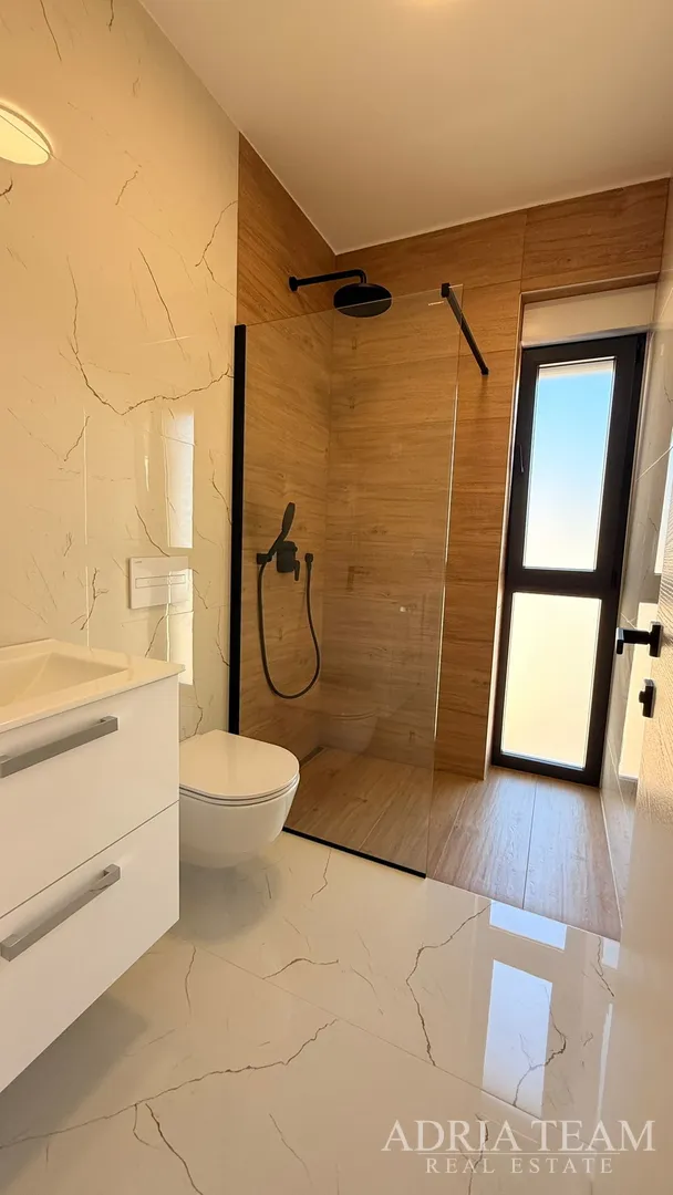 2 prostrana apartmana, privlaka - slika 39
