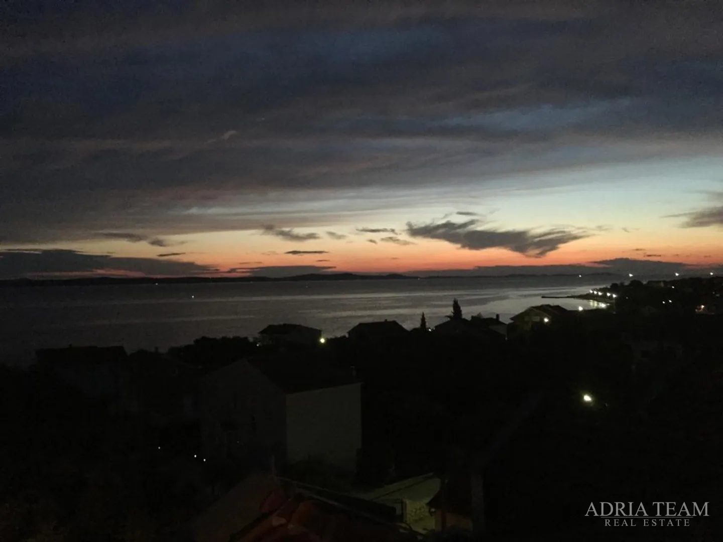 kuća s 10 apartmana, pogled na more - petrčane - slika 80