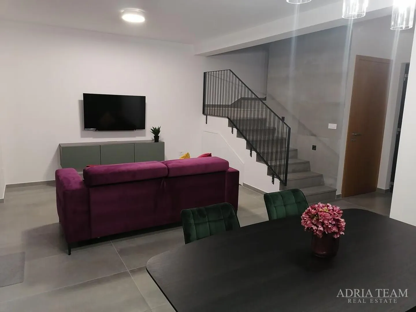 apartmani u urbanoj vili s bazenom, 250 m od mora, vir - zadar - slika 25