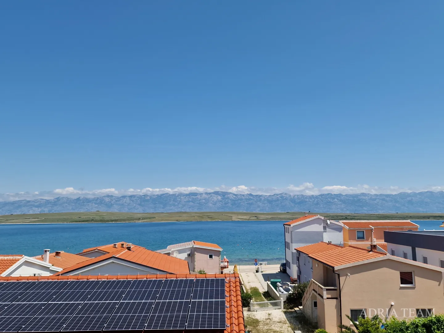 kuća sa 6 stambenih jedinica, 70 m od mora - vir - slika 22