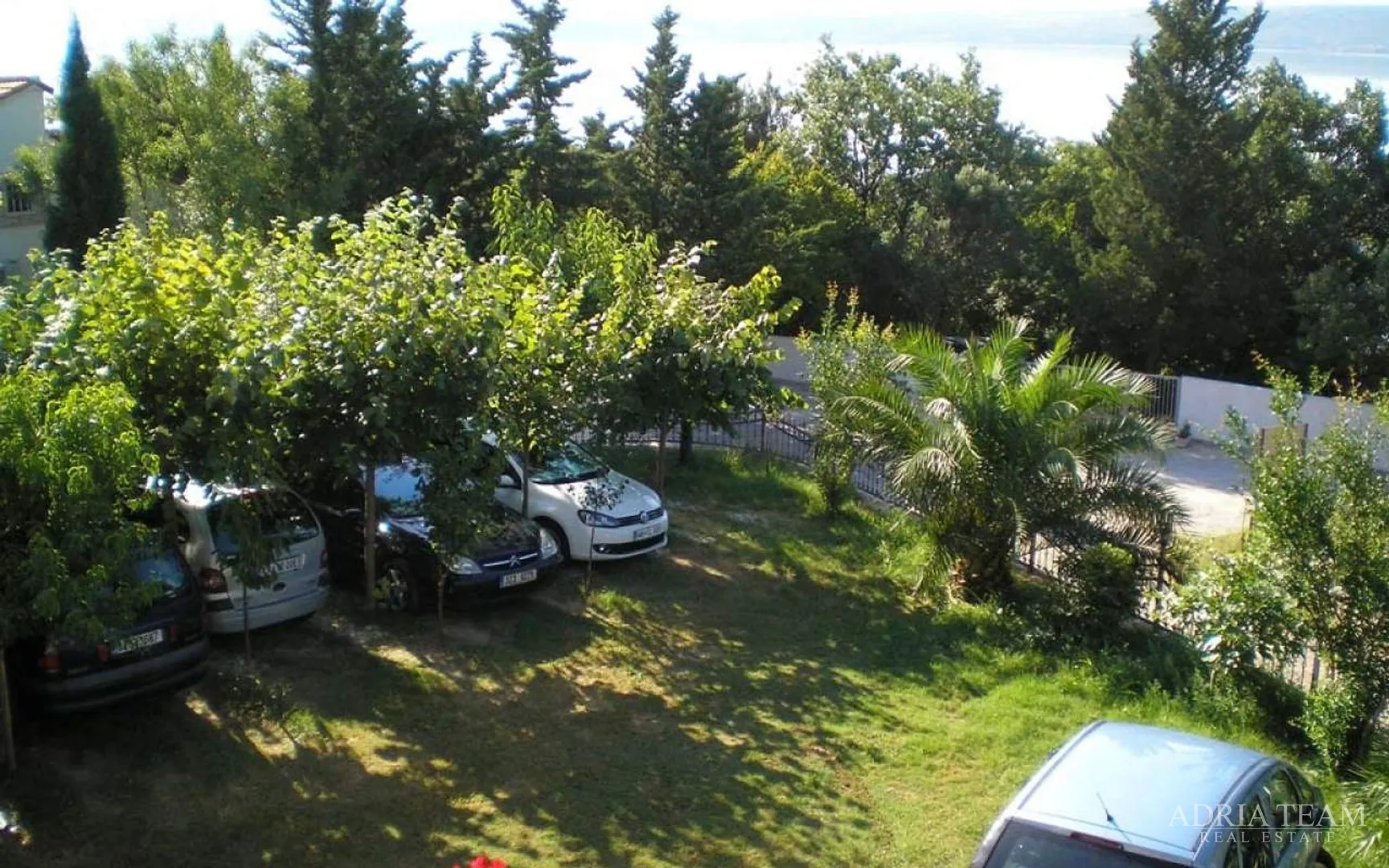 hotel 50 m od mora - posedarje - slika 46