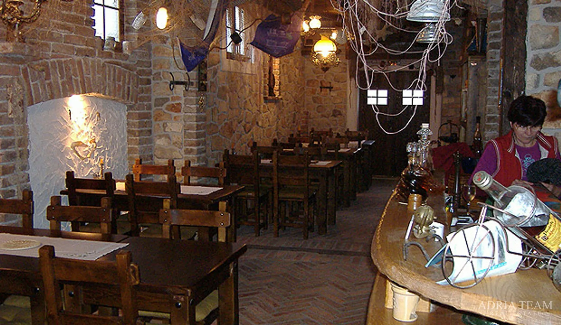 hotel s konobom i krovnom terasom, 1. red do mora - sukošan - slika 102