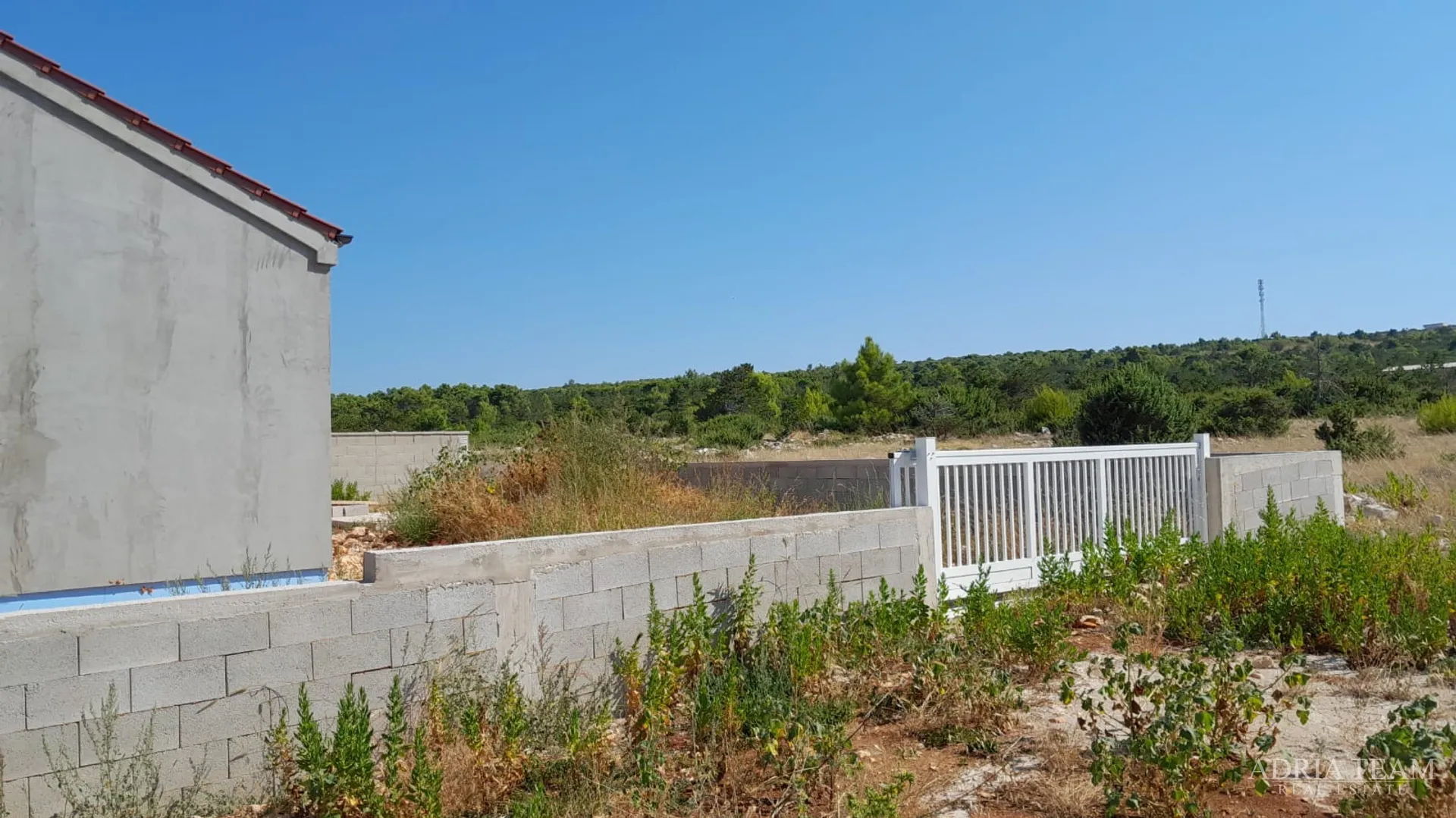kuća u novogradnji - ražanac - slika 30