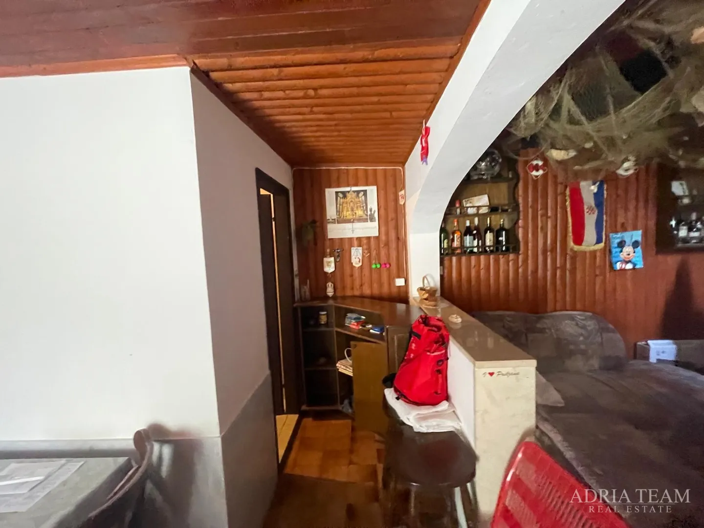 kuća udaljena 650 m od mora, centar - povljana, pag - slika 12