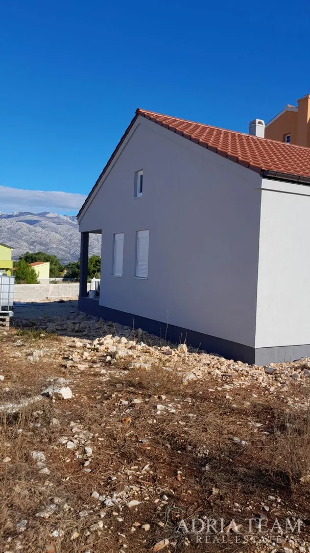 kuća u novogradnji - ražanac - slika 6