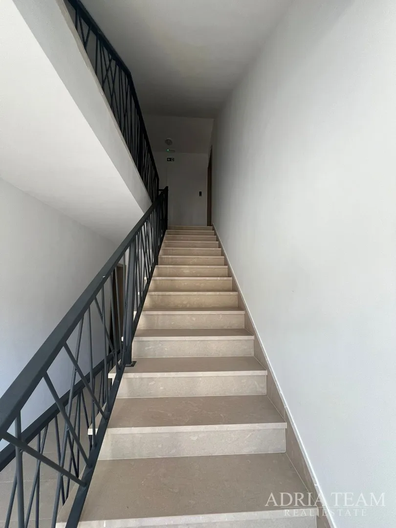 apartmani u prvom redu do mora, novogradnja - vinjerac - slika 50