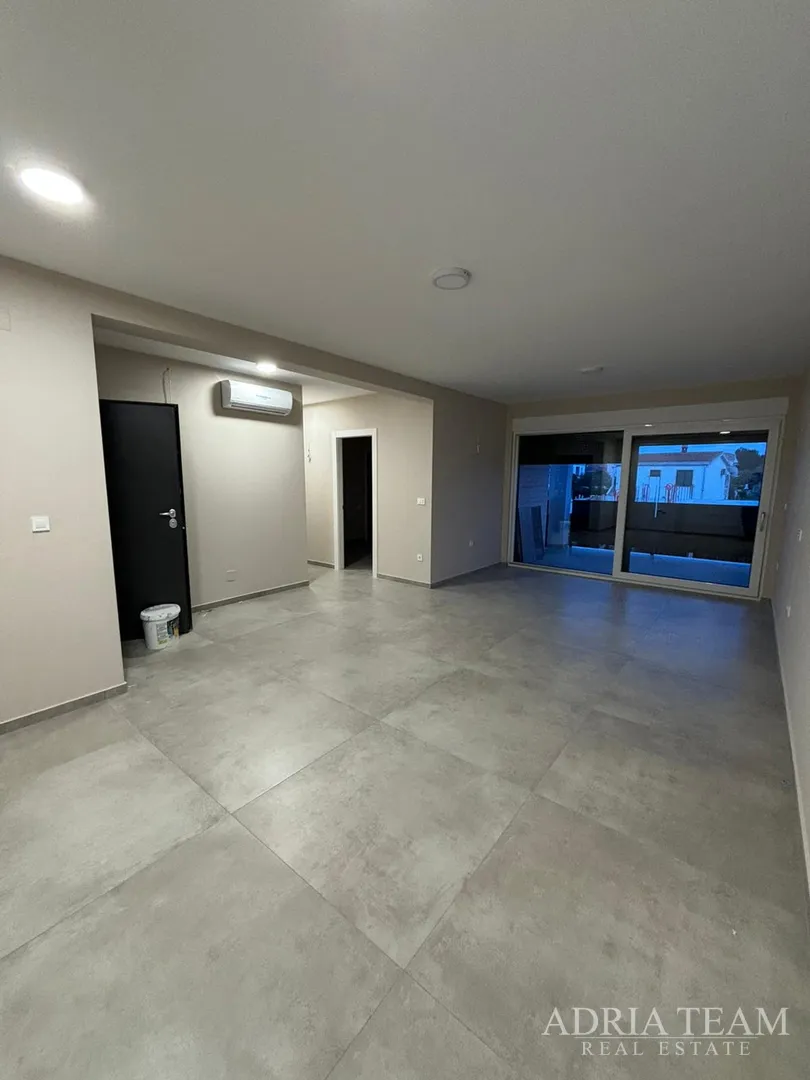 penthouse, novogradnja, 150 m od mora - privlaka - slika 19
