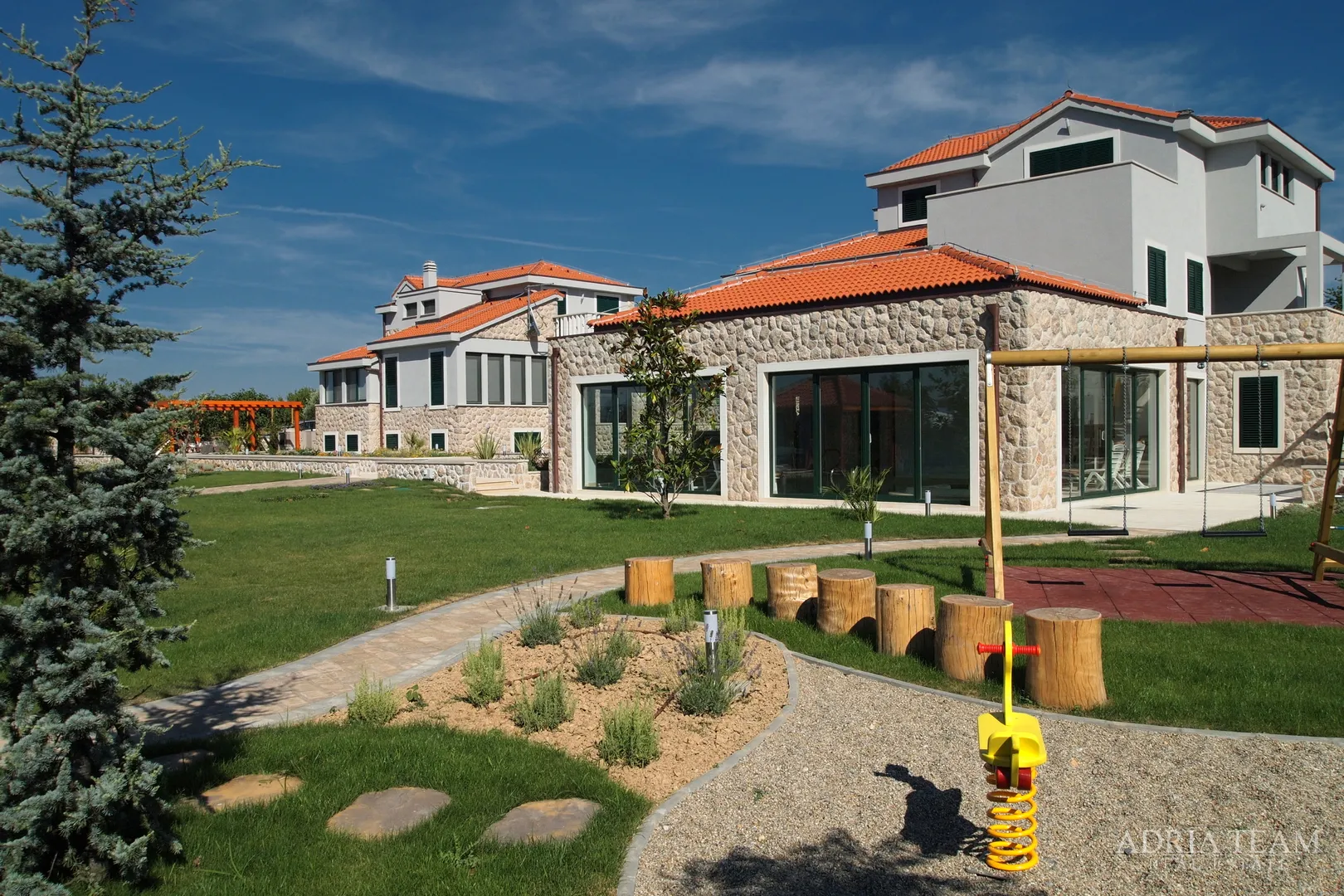 luksuzna vila 100 m od marine - betina, murter - slika 14