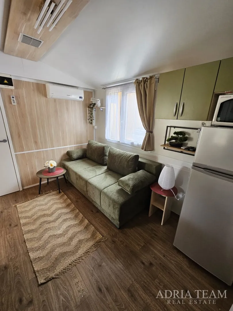 mobilna kućica 70 m od mora – kamp soline, biograd na moru - slika 7