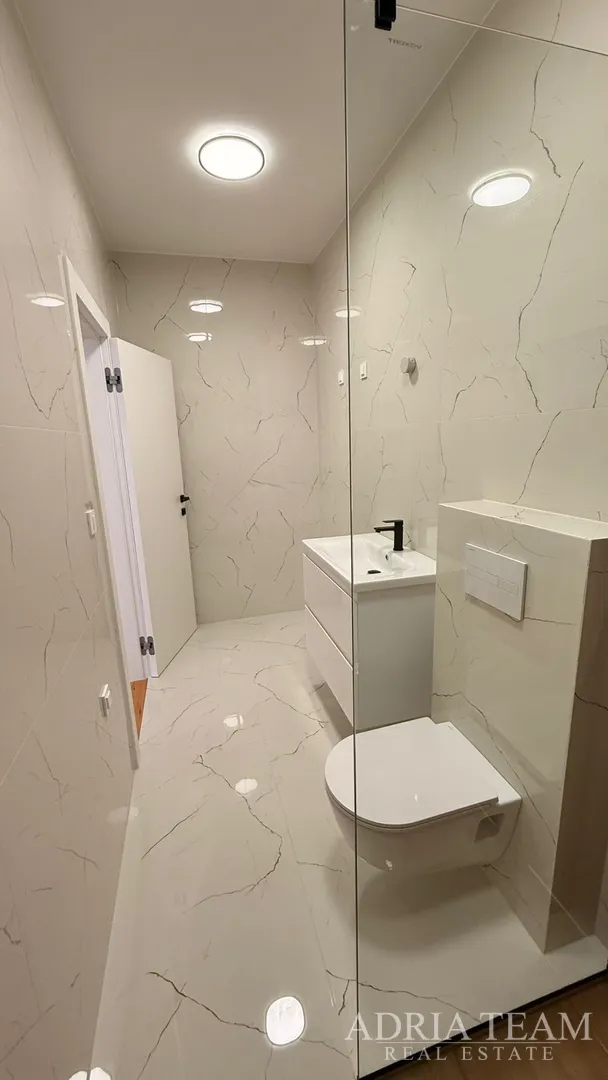 2 prostrana apartmana, privlaka - slika 40